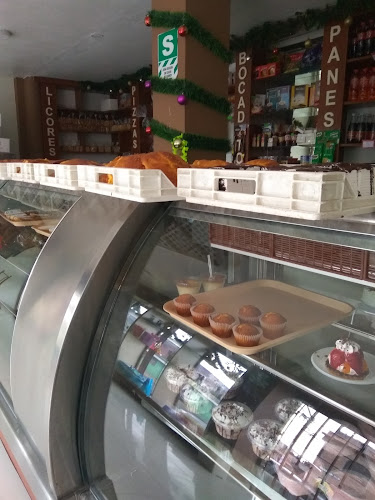 Panadería Pastelería Esquía - Alto Selva Alegre