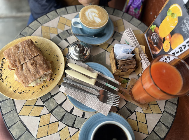 Comentarii opinii despre El Colono Coffee Shop