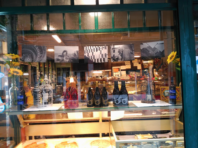 Opinii despre La Perla De Sant Gervasi în La Perla - Gastronomía y hostelería