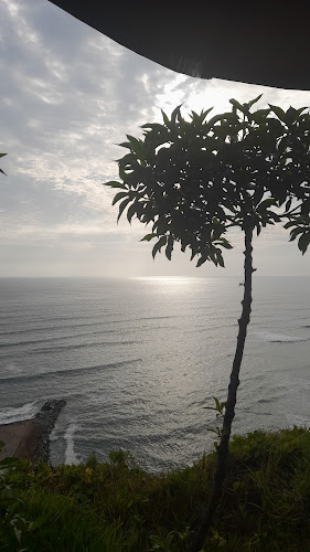 VXJ3+9VW, Mal. de la Marina, Miraflores 15074