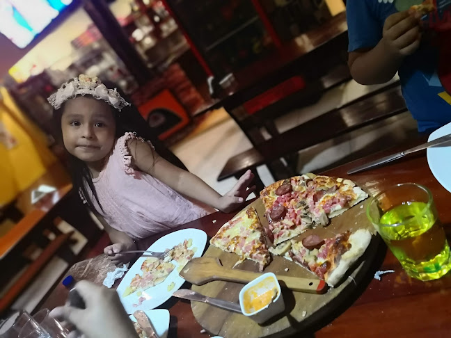 Opinii despre Pizzeria Restaurant El Horcón în Puerto Maldonado - Gastronomía y hostelería