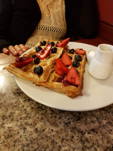 La Mora Pastelería & Café - Miraflores