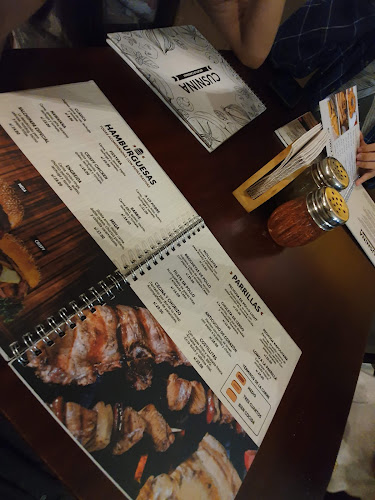 Comentarii opinii despre Cusnina Coffee Grill