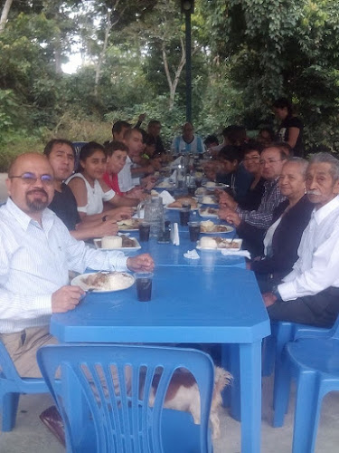 Recreo Camprestre LOS COCOS