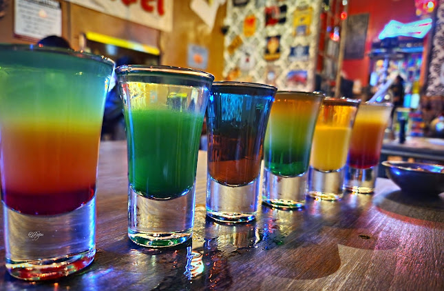 La chupiteria the shot bar