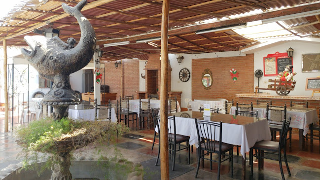 Opinii despre La Carcocha Restaurante în Sunampe - Gastronomía y hostelería