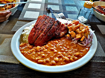 El Dumbo, Restaurant Cebichería