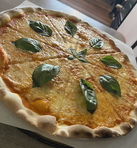 SLICE PIZZERIA - Miraflores