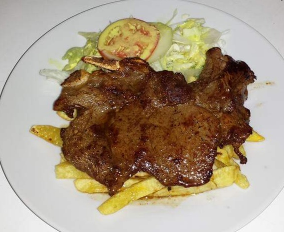 Opinii despre Doña Carola Restaurante în Trujillo - Gastronomía y hostelería