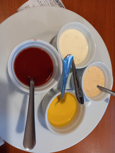 POLLERIA Y PIZZERIA ADRIANA