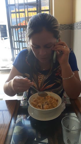 Opinii despre Frutos del Mar în Callao - Gastronomía y hostelería