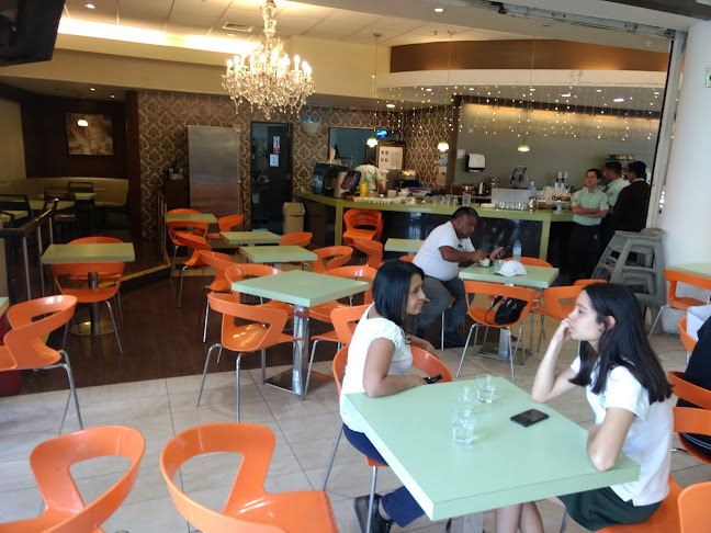 Centro Comercial Jockey Plaza, Av. Javier Prado Este 4200, Santiago de Surco 15023