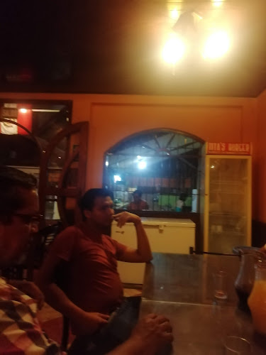 Tita's Brasa - Gastronomía y hostelería