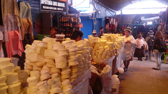 Mercado de Comida Típica - Ayacucho