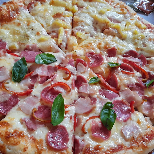 Pinguis Pizzas - Gastronomía y hostelería