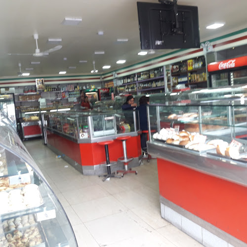 Panaderia & Pasteleria La Perla Del Pacifico - Callao