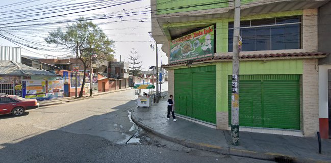 Chicharronería "Doña Inés" Huancayo - Perú - El Verdadero Sabor Huanca