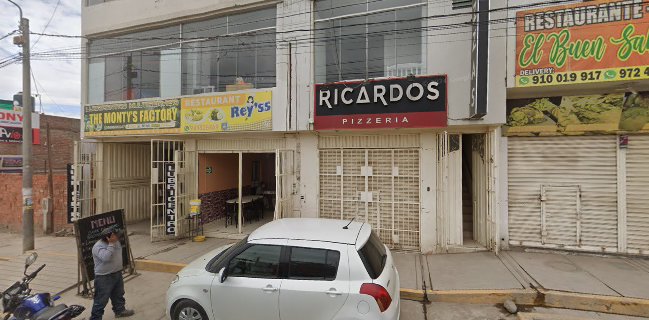 Pizzeria Ricardos