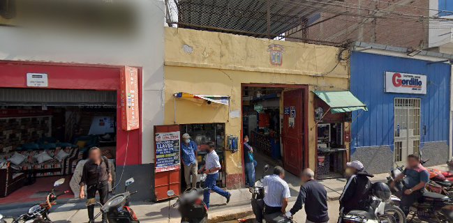 Mercado Central - Lora Y Cordero