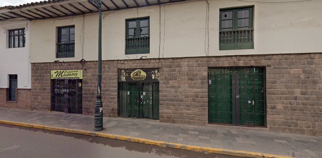 Cafe Pub Karaoke Paukartampu